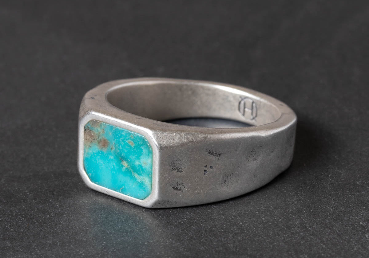 Silver signet ring with turquoise stone inlay